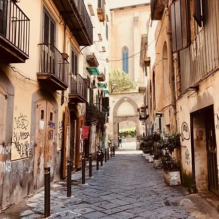 Le Campanelle - In Santa Chiara 公寓